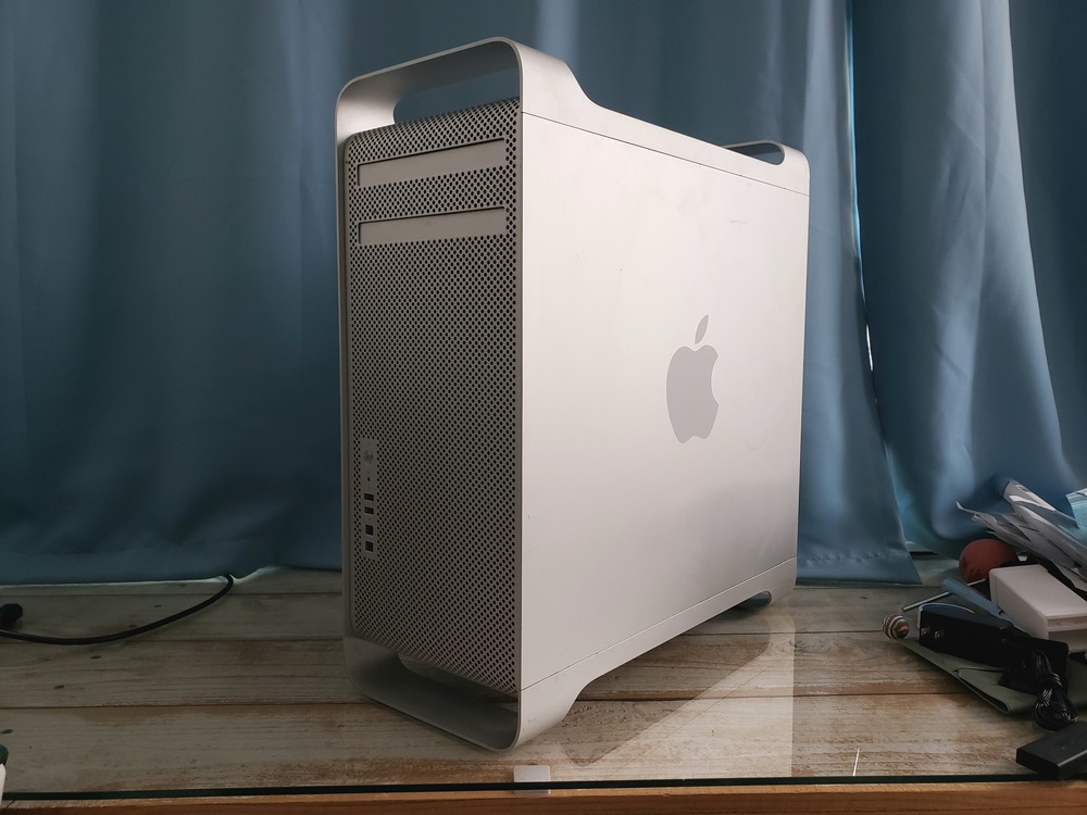 Front three-quarter view of Mac Pro case.